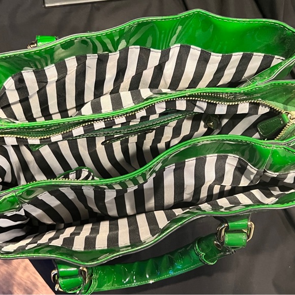 Stunning green purse - Picture 6 of 6